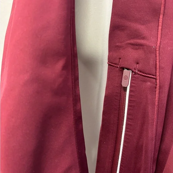 Lululemon Cross Chill Performance Jacket Deep Ruby - Picture 12 of 13